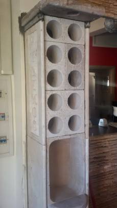 Set of wine cellar foer wall in a bar with Modules WineMOD.