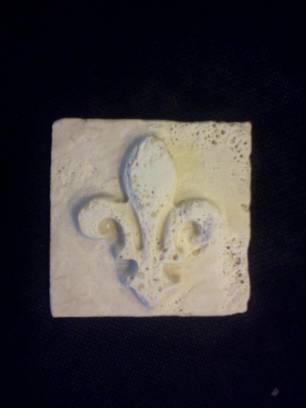 Memories for EVENTS:sculpture on tiles of travertine,marble ans stone.