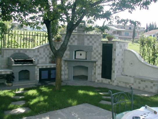 Garden furniture and barbecue oven and sink